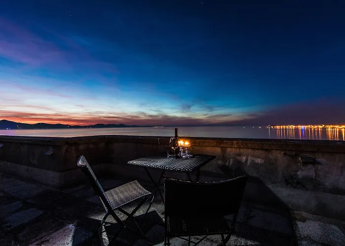 アパート Veduta ザダル